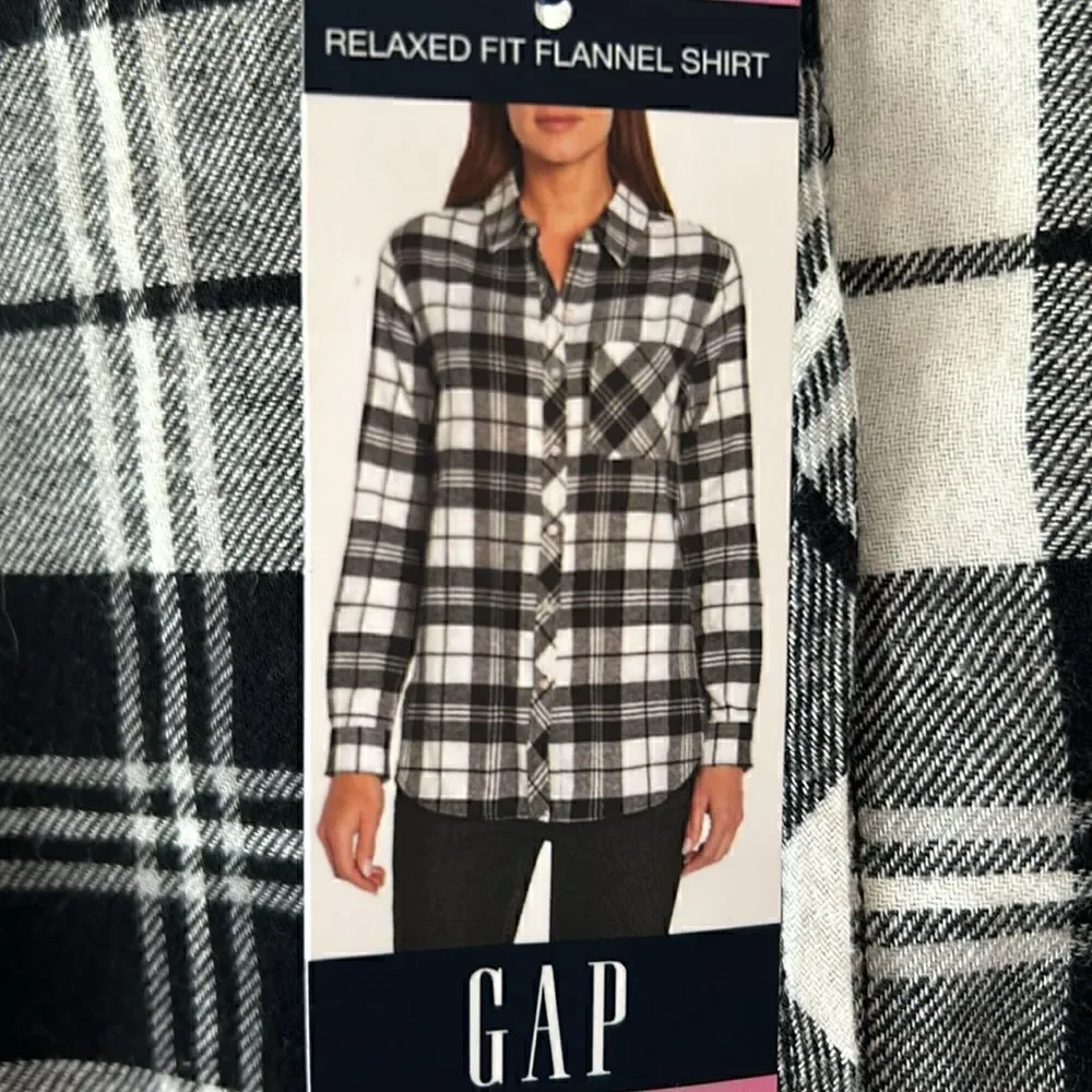 NEW Gap Black And White Relaxed Fit Flannel Shirt